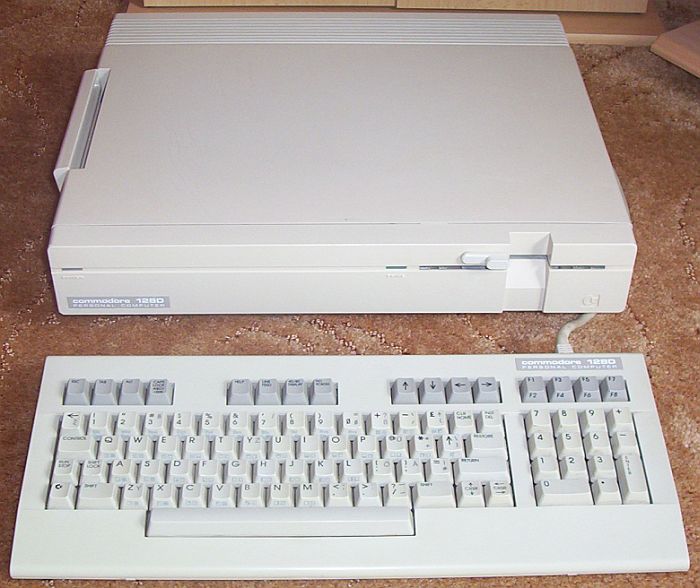 C128D (Plastik Version)